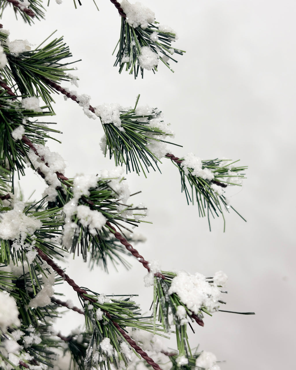 Mini Christmas Tree 24" – Hardneedle Flocked Greenery with Burlap Base – YCY024-53-24TB