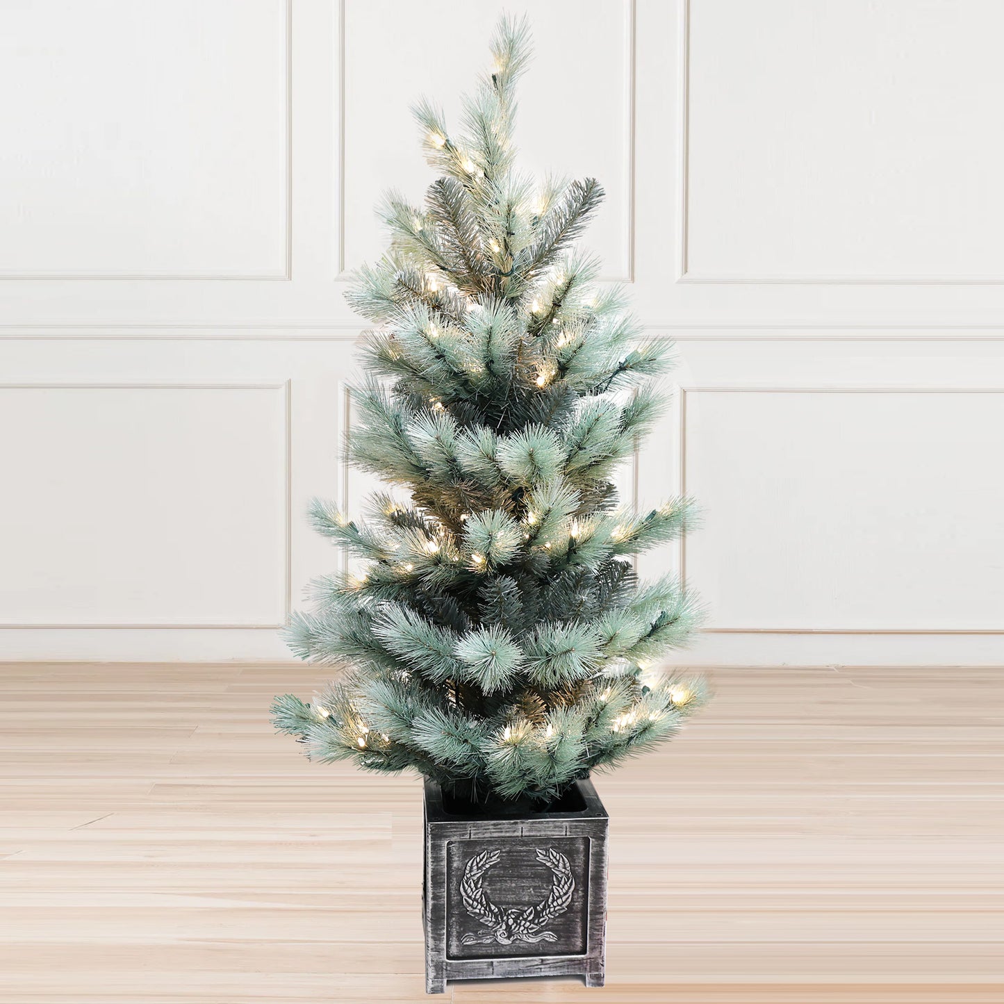 Pre-Lit Potted Pine Christmas Tree, 4 ft (S48FW23-158T-174LED)