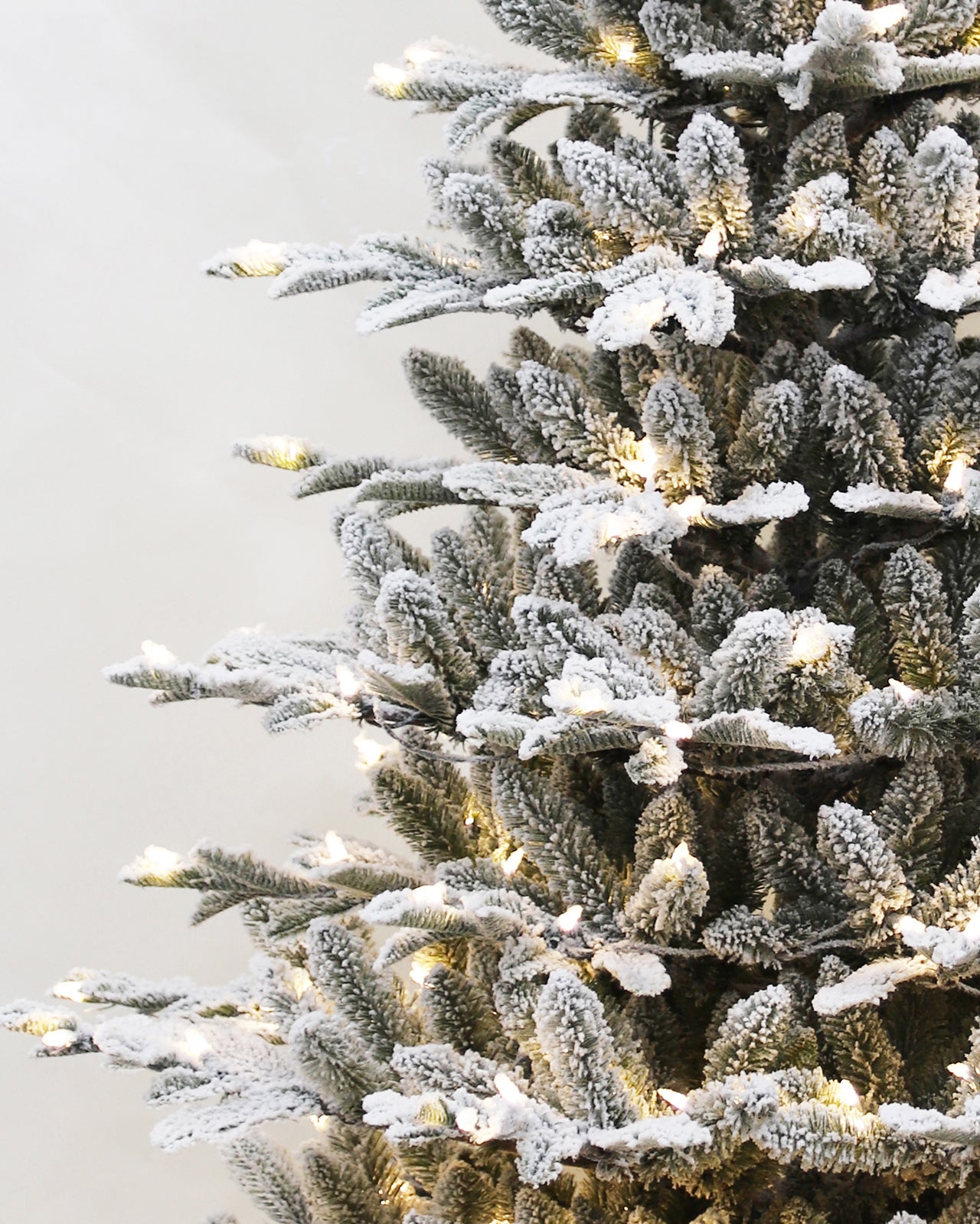 Pre-lit Christmas Greenery Tree 7FT – Frosted Cloud Fir – B78FW53-797TF