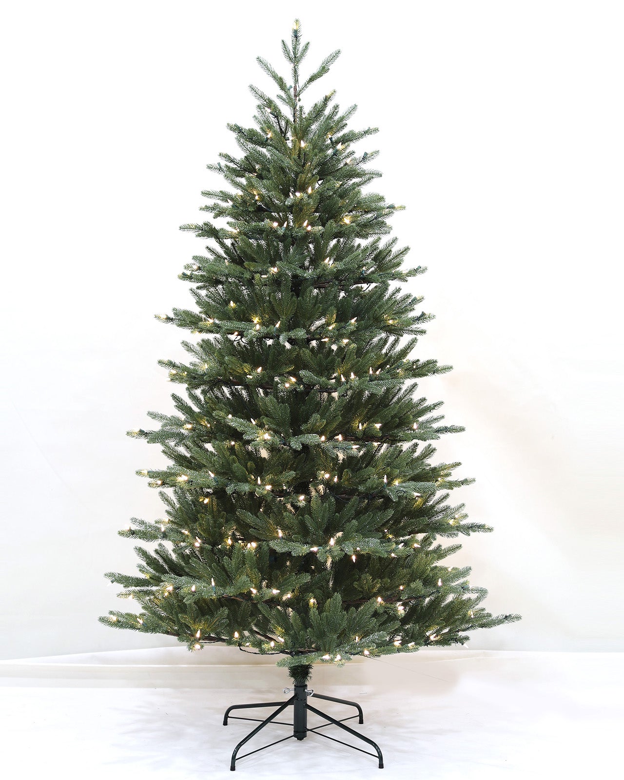 Pre-lit Christmas Greenery Tree 7FT – Sprayed Dots Fir – B84FW50-850T-W