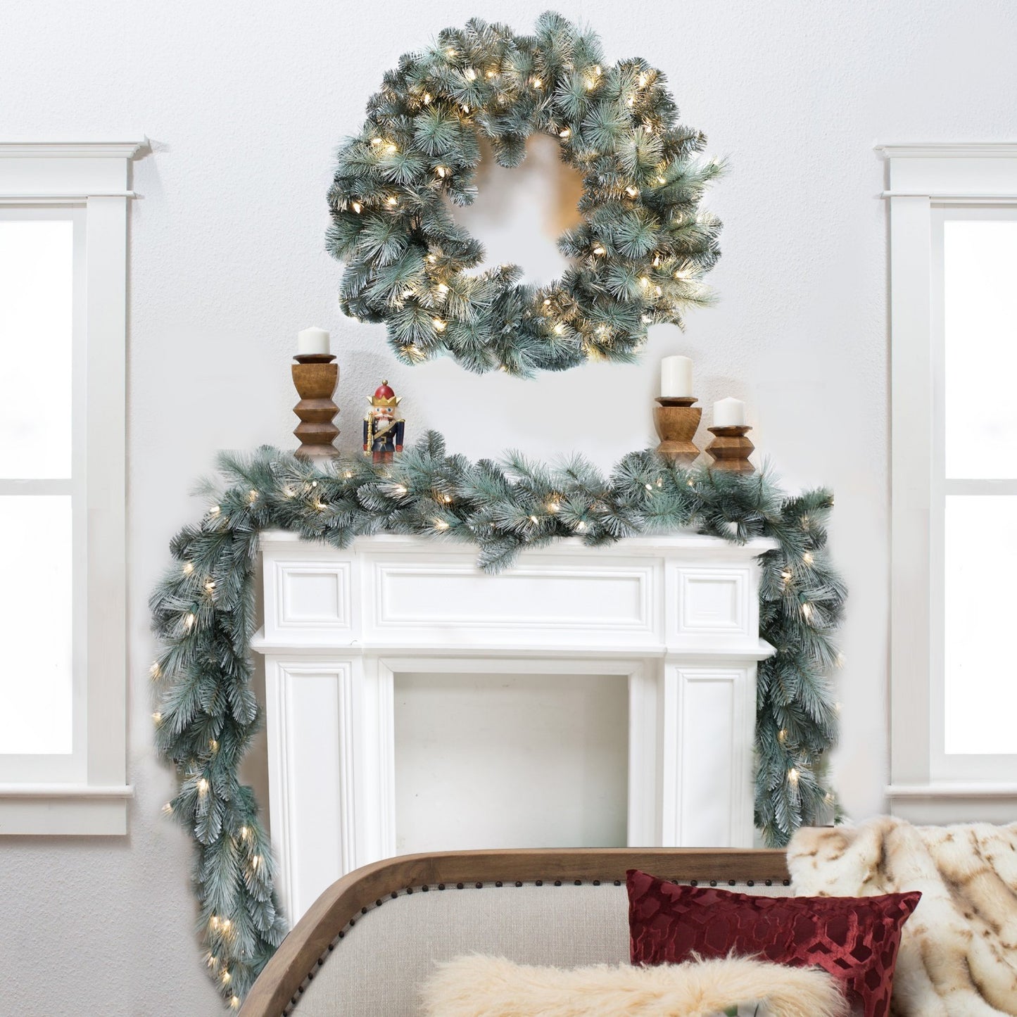 Pre-Lit Warm White LEDs Garland (G108FW12-224T-72LED)