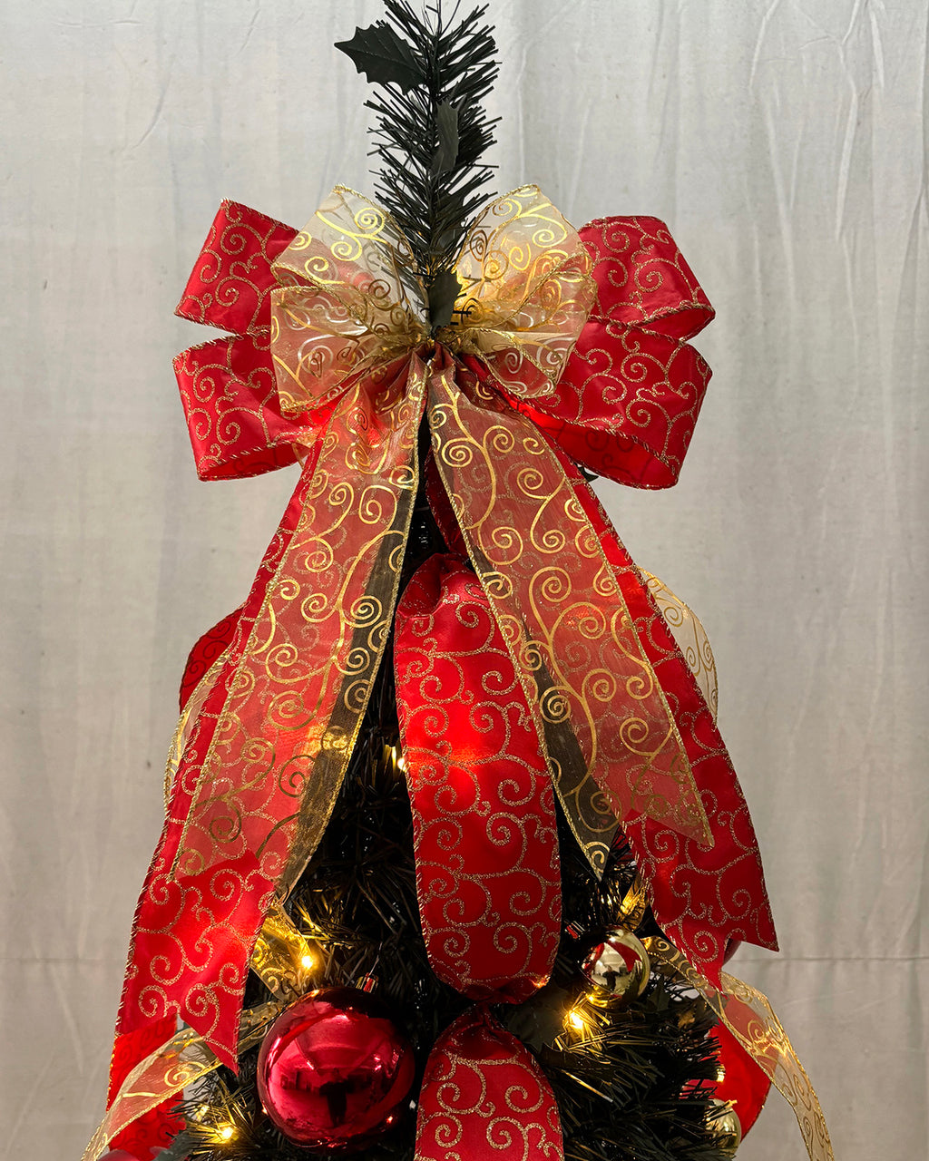 Pre-lit Tinsel with Ornaments & Bow – Folding Christmas Tree 6FT – Q31660AL/RG
